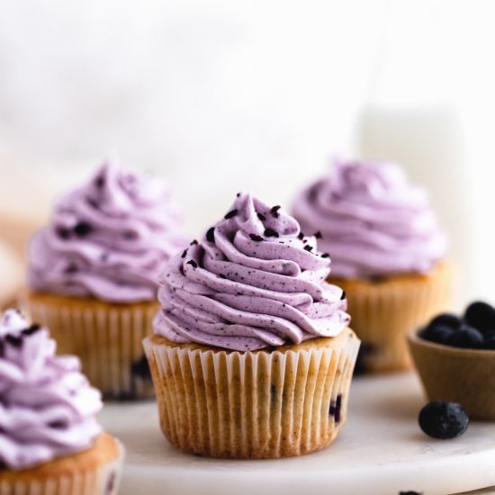 The Best Blueberry Cupcakes