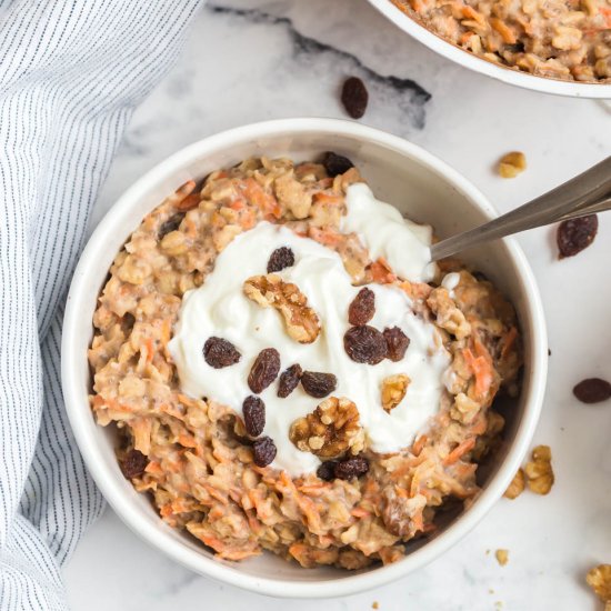 Healthy Carrot Cake Oatmeal