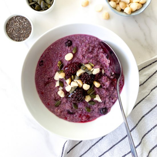 Blackberry quinoa porridge