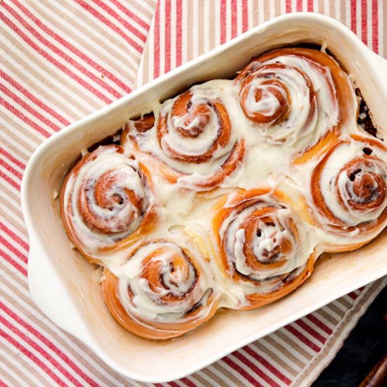 The Best Cinnamon Rolls You’ll Ever