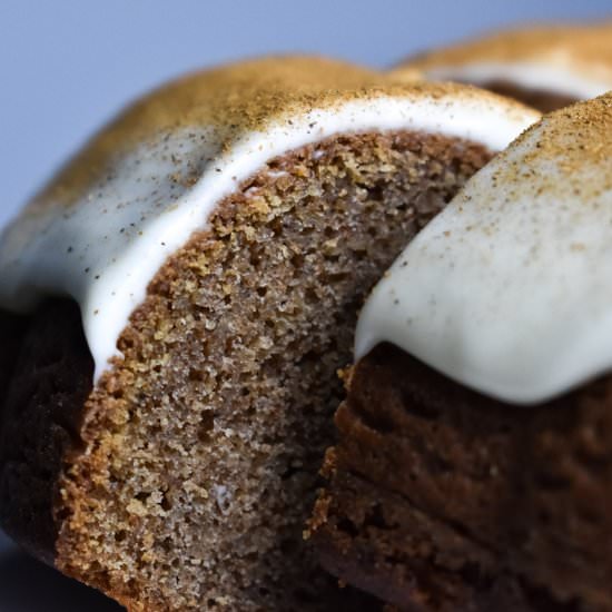 Gingerbread Cake w Creamy Icing