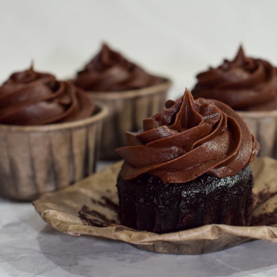 Easy gluten-free chocolate cupcakes