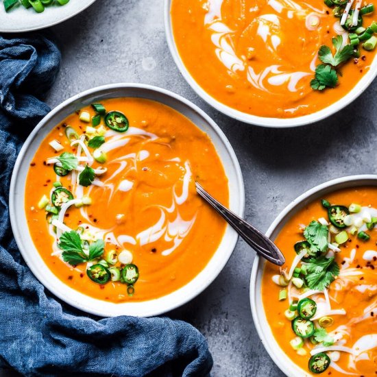 Thai Red Curry Sweet Potato Soup