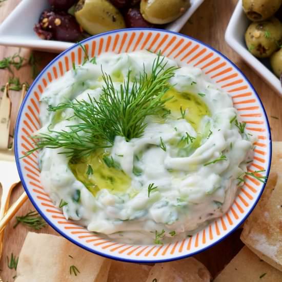 Easy Vegan Tzatziki