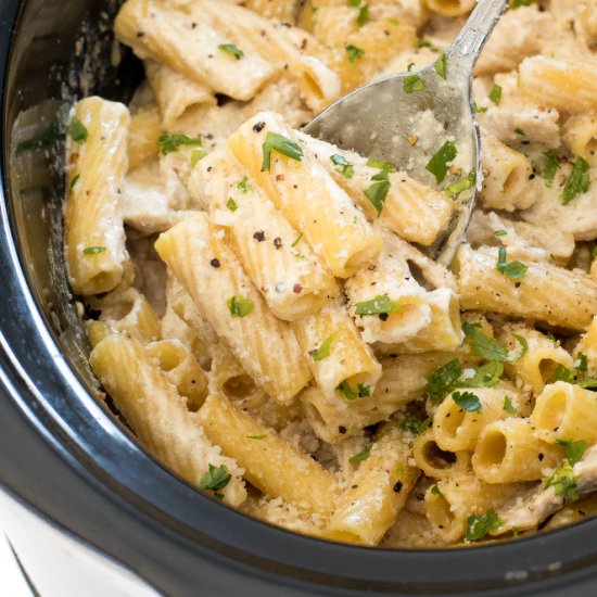 Crockpot Chicken Alfredo