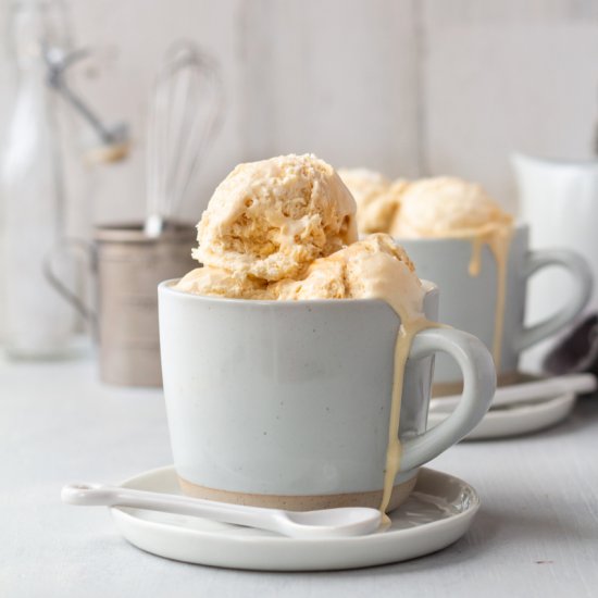 No-Churn Caramel Swirl Ice Cream