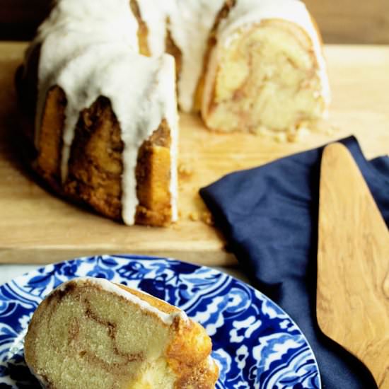 Cinnamon Roll Pound Cake