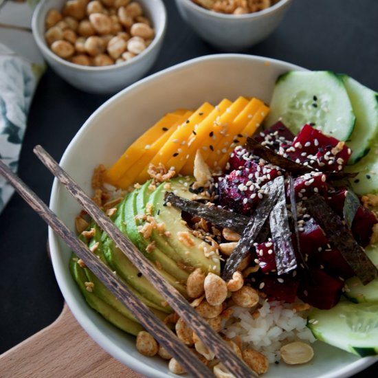 Vegan & Healthy Beet Poke Bowl