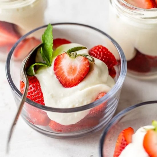 Strawberries & Yogurt Whipped Cream