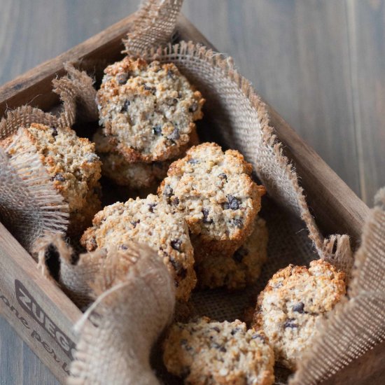 cookies with oatmeal and chocolate