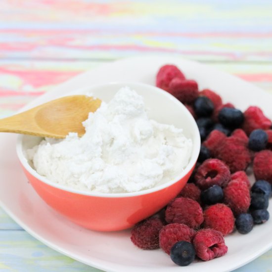 2-Minute Coconut Whip Cream