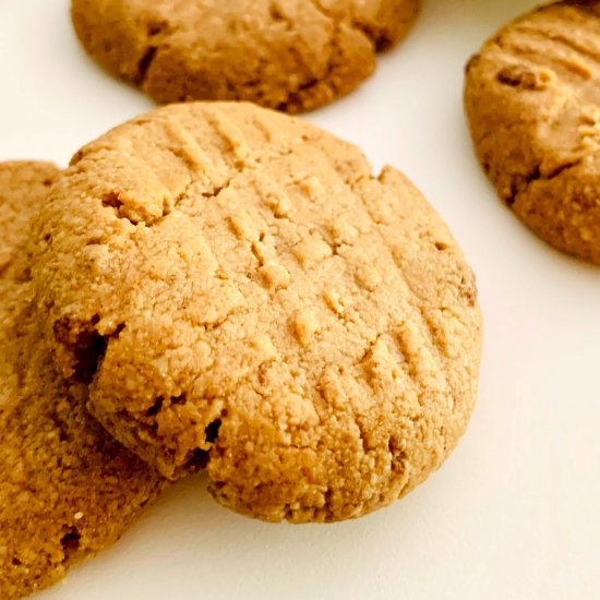 Keto Peanut Butter Cookies | Vegan