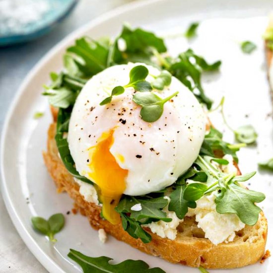 How To Poach Eggs Perfectly