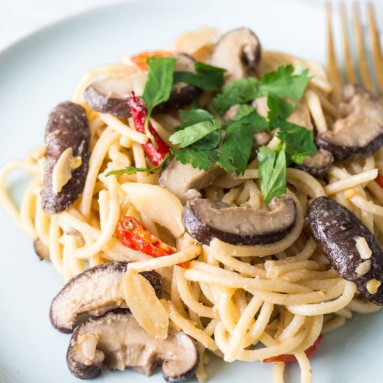 Miso Pasta with Shiitake Mushrooms