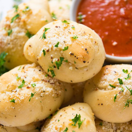 Garlic Knots