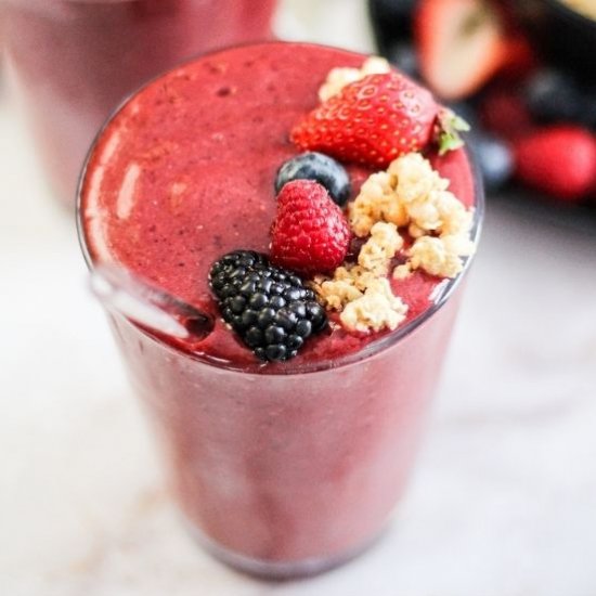 Berry Coconut Water Smoothie