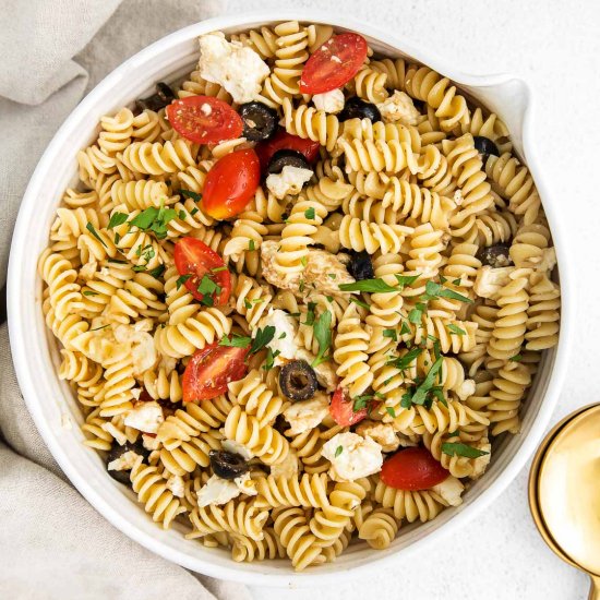 Easy Greek Pasta Salad