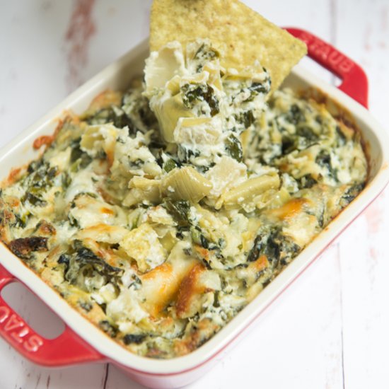 Easy Spinach Artichoke Dip