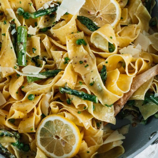 Creamy Lemon Pasta with Spring Veg