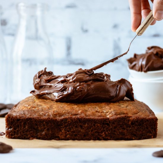 Banana snack cake