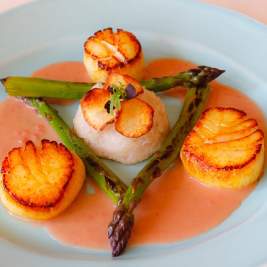 scallops w rhubarb sauce