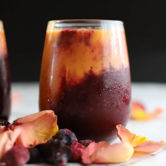 Immunity Boosting Berry Smoothie