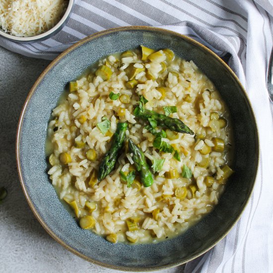 Healthy & Creamy Asparagus Risotto