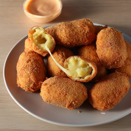 Potato Croquette with Mozzarella