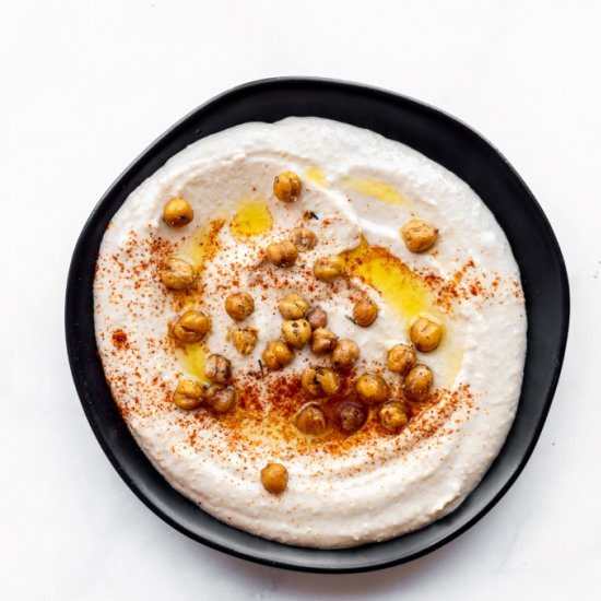 CLASSIC HUMMUS WITH ROASTED CHICKPE