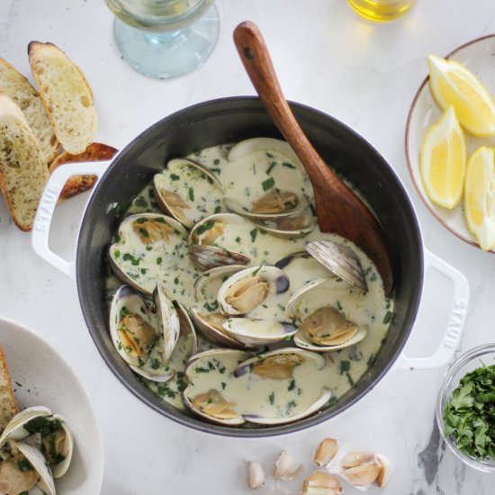 Garlicky Clams in a Creamy Broth