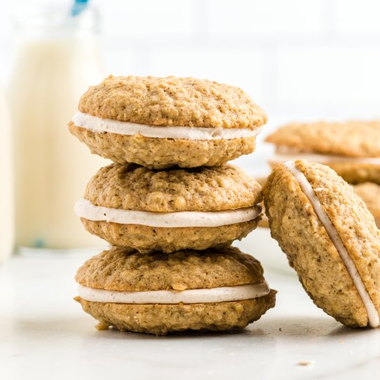 Oatmeal Creme Pies