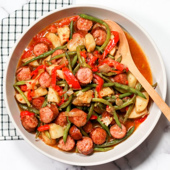 Green beans, potatoes and sausage