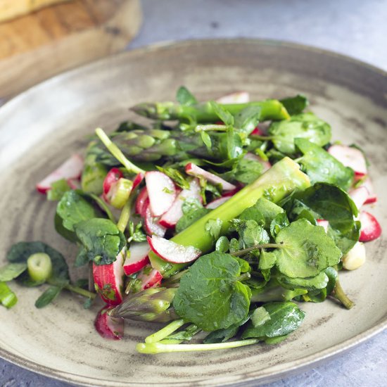 Spring asparagus salad