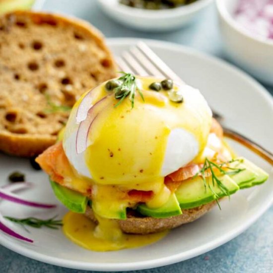 Smoked Salmon Eggs Benedict