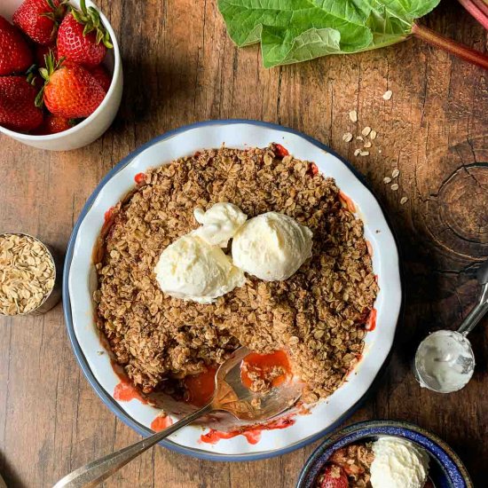 Strawberry Rhubarb Crisp