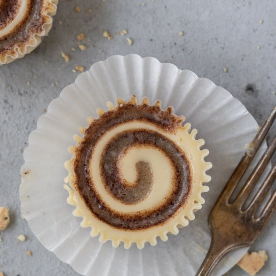 Mini Cinnamon Roll Cheesecakes