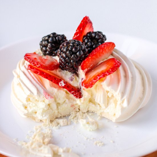 Small Batch Mini Pavlovas