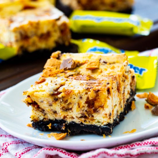 Butterfinger Cheesecake Bars