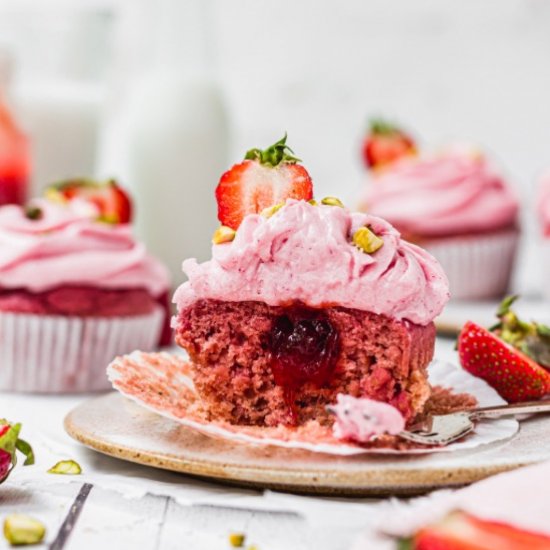 Vegan Strawberry Cupcakes