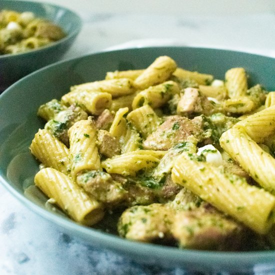 Easy Pesto Pasta with Chicken