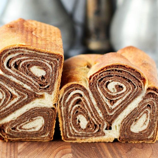 Potica – Slovenian Nut Bread