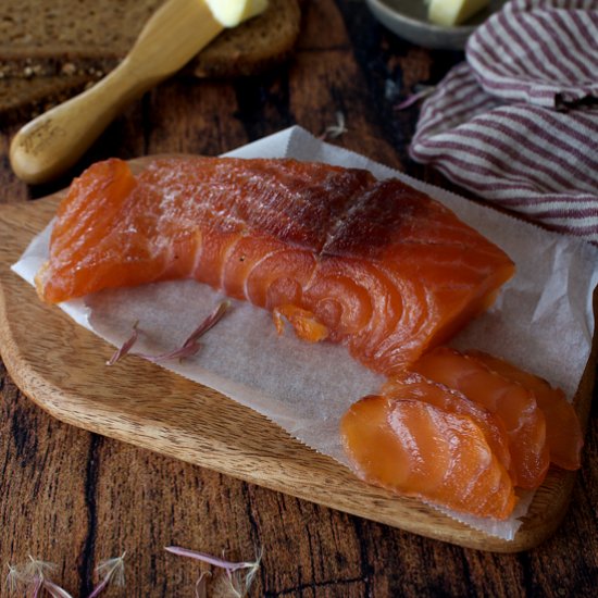 Homemade gravlax salmon