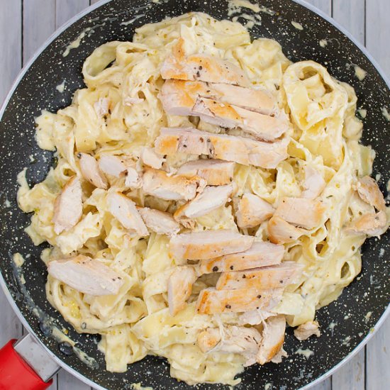 Chicken Alfredo Fettuccine