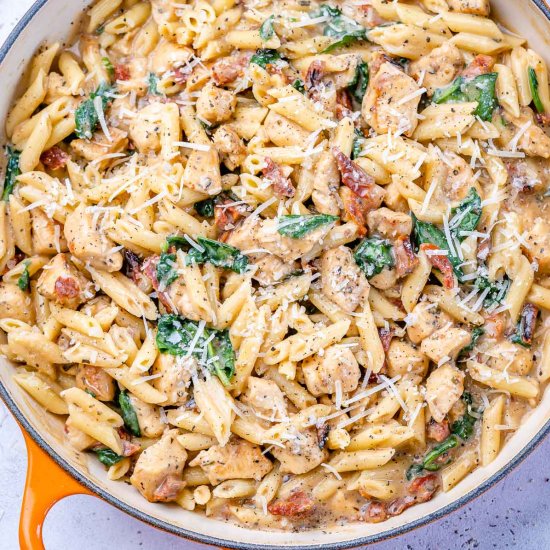 TUSCAN CHICKEN PASTA