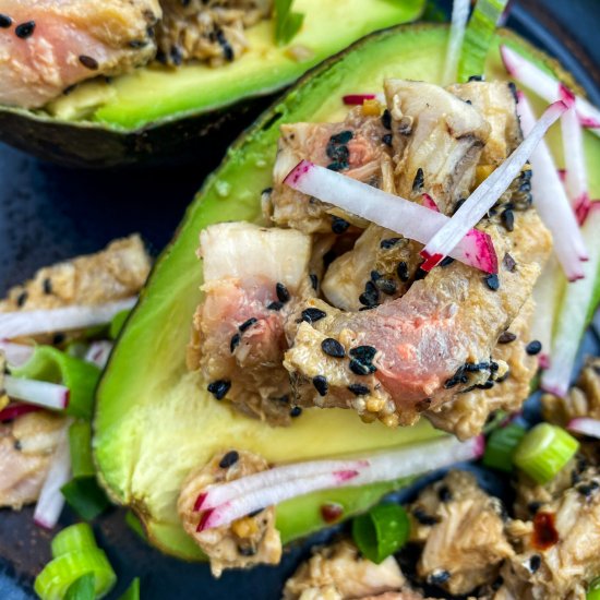 Seared Tuba Avocado Boats