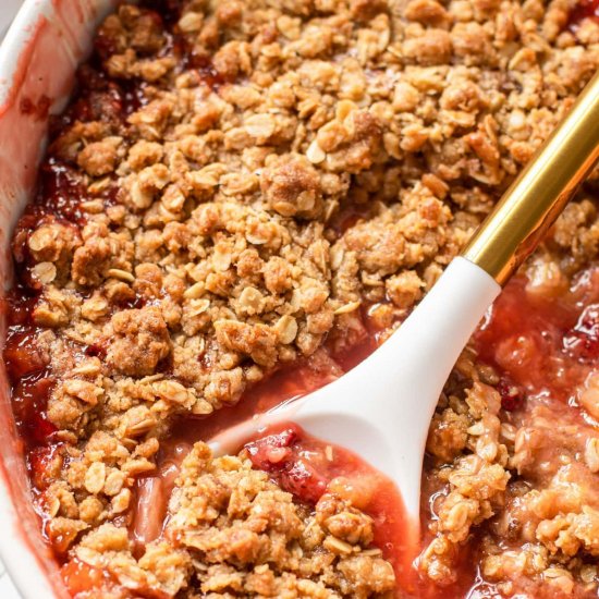 Strawberry Rhubarb Crisp