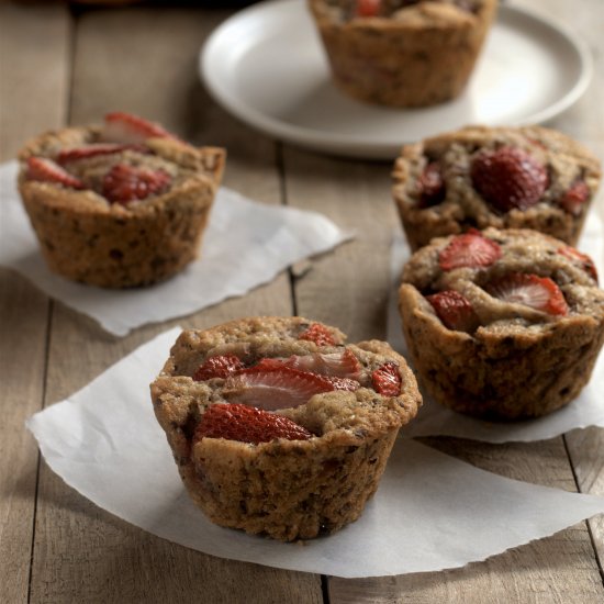 strawberry flax muffin