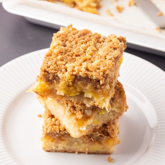 Pineapple Cashew Crumb Bars