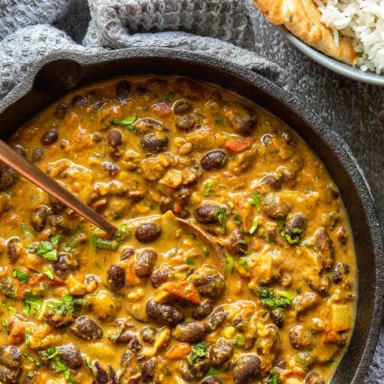 Creamy Black Bean Curry