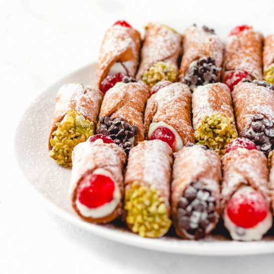 Authentic Italian Cannoli